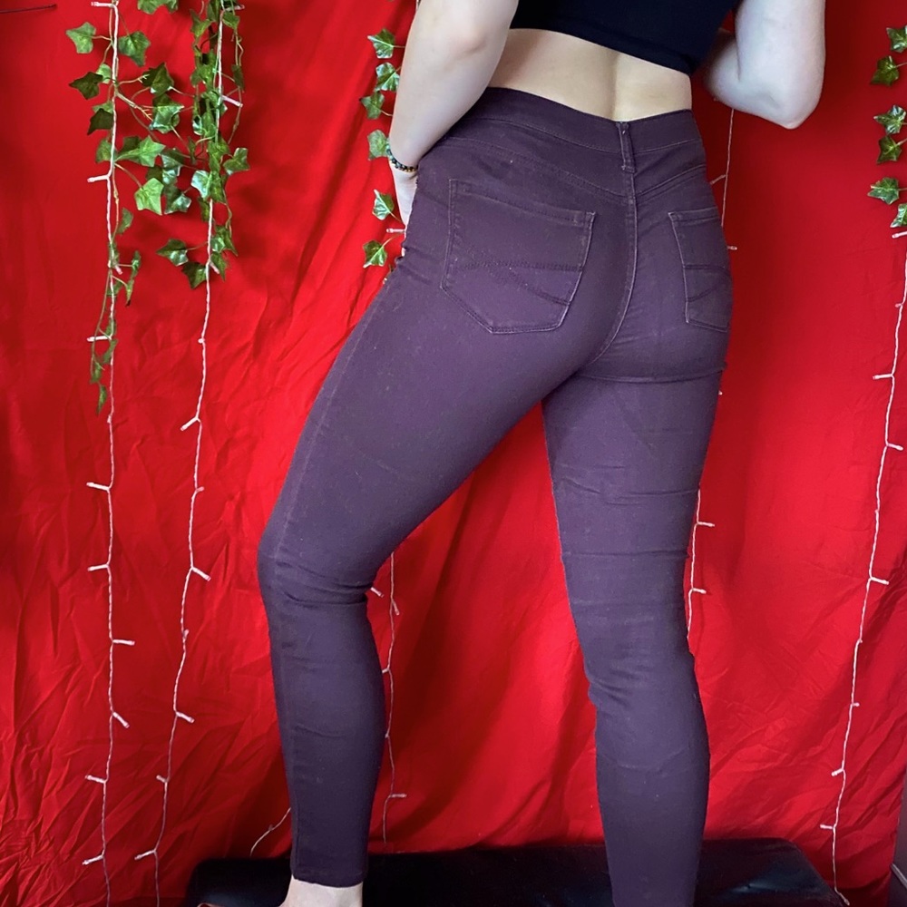 Burgundy jeggings!